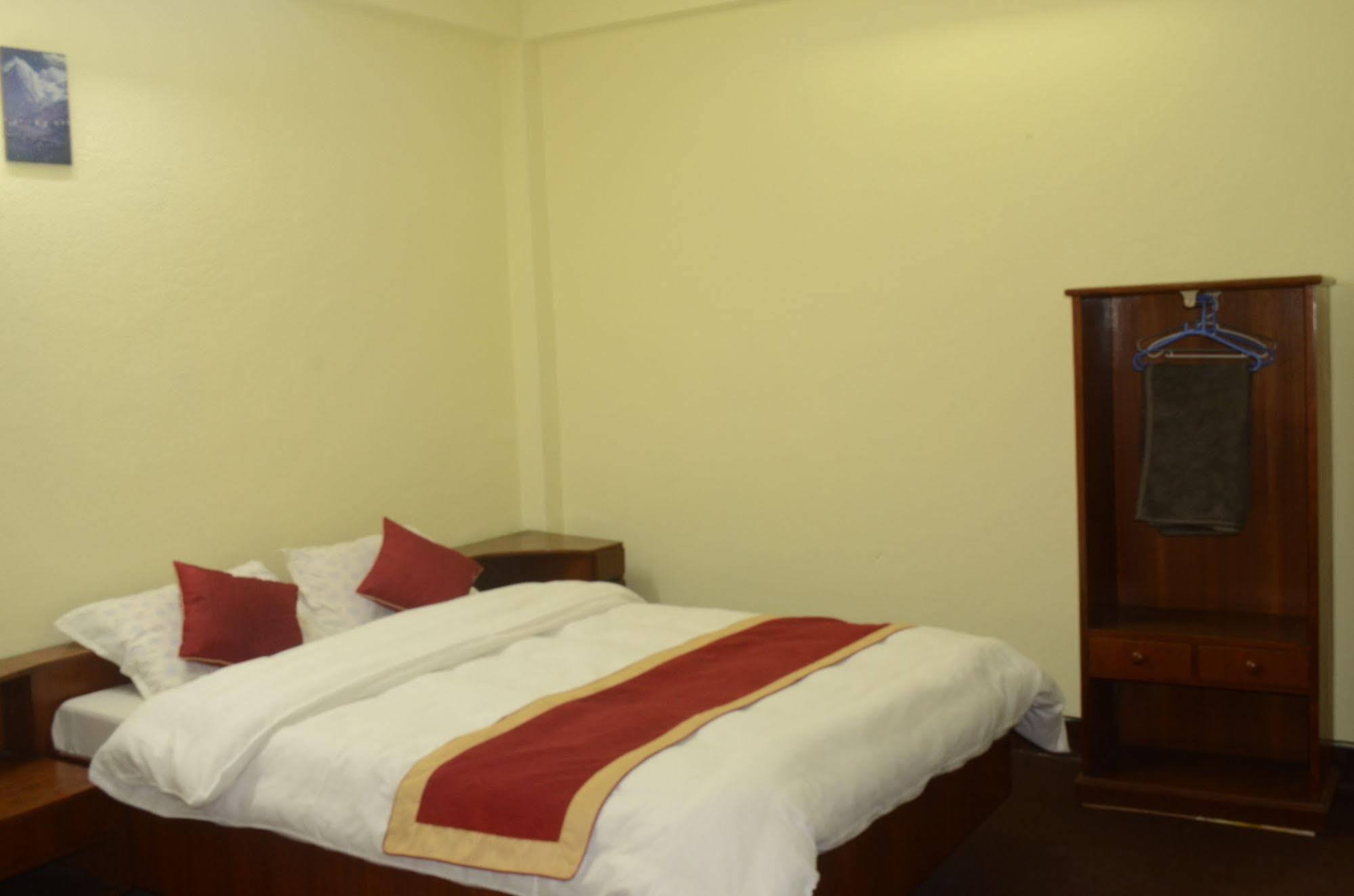 Potala Tourist Home Kathmandu Ngoại thất bức ảnh
